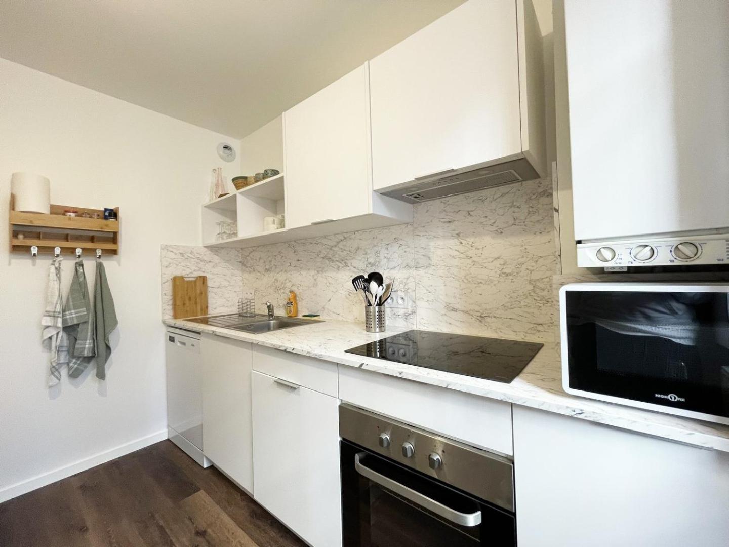 Le Patio De La Reine Berthe - Parking Included Apartment Chartres Bagian luar foto