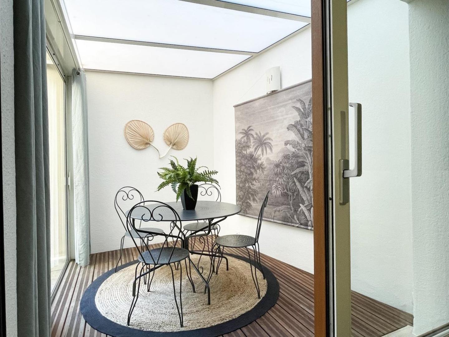 Le Patio De La Reine Berthe - Parking Included Apartment Chartres Bagian luar foto